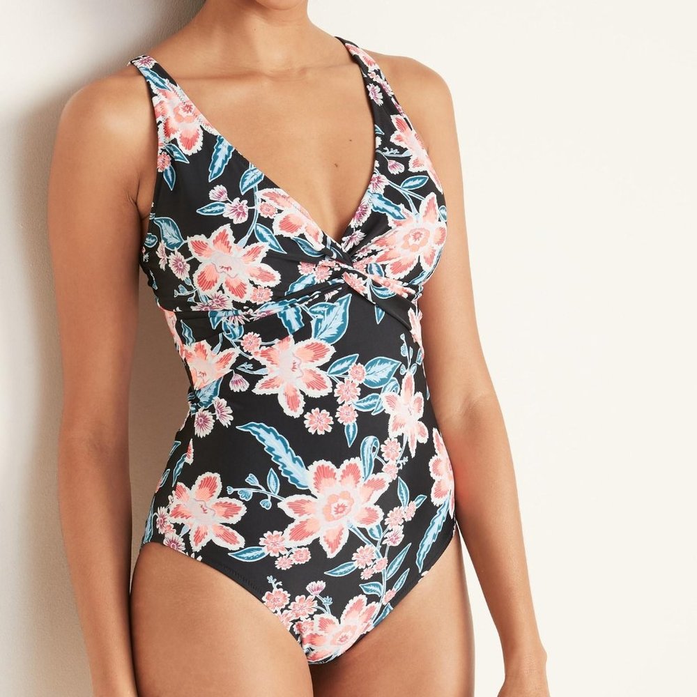 Women's Black Floral-print Twist-front Swimsuit - Picture 2 of 6